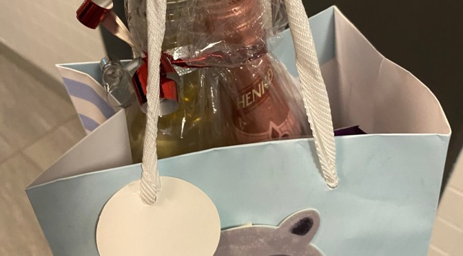 To be smart or generous ?